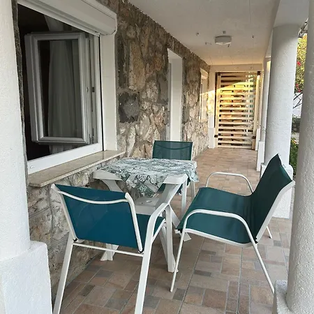 Apartment Anic *